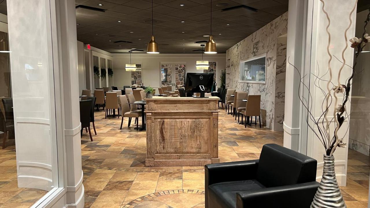 Hotel & Suites Le Dauphin 德拉蒙德维尔 外观 照片