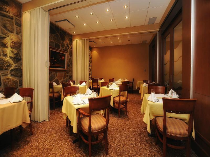 Hotel & Suites Le Dauphin 德拉蒙德维尔 外观 照片