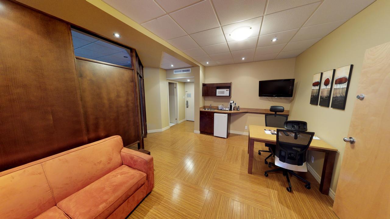 Hotel & Suites Le Dauphin 德拉蒙德维尔 外观 照片